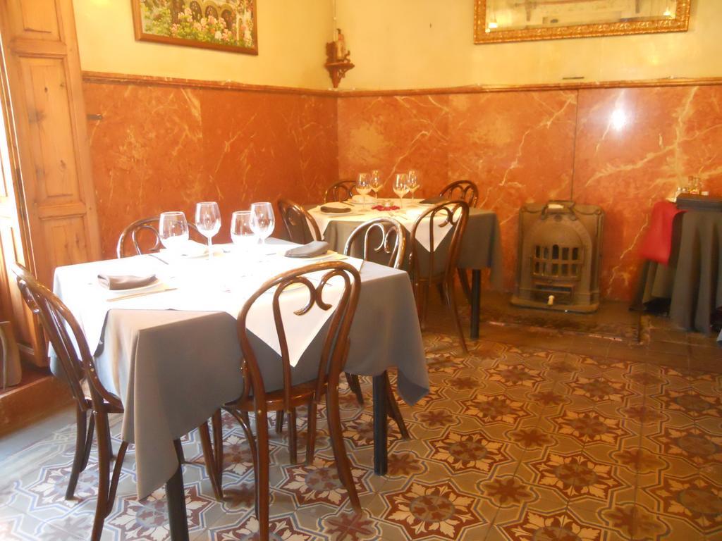 Hotel 1900 Casa Anita Requena Bagian luar foto