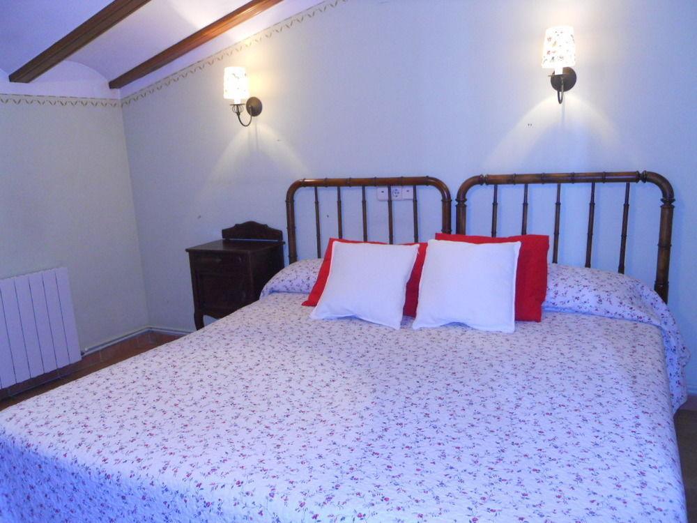 Hotel 1900 Casa Anita Requena Bagian luar foto