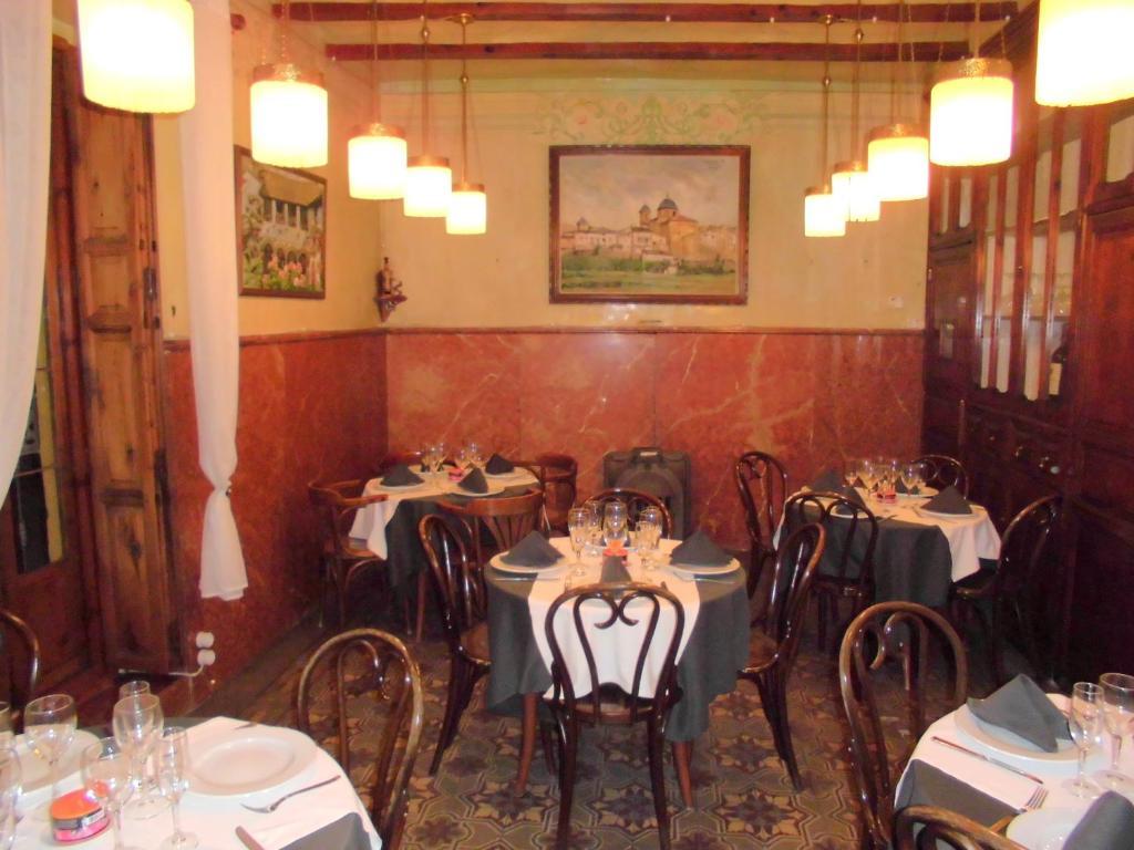 Hotel 1900 Casa Anita Requena Bagian luar foto