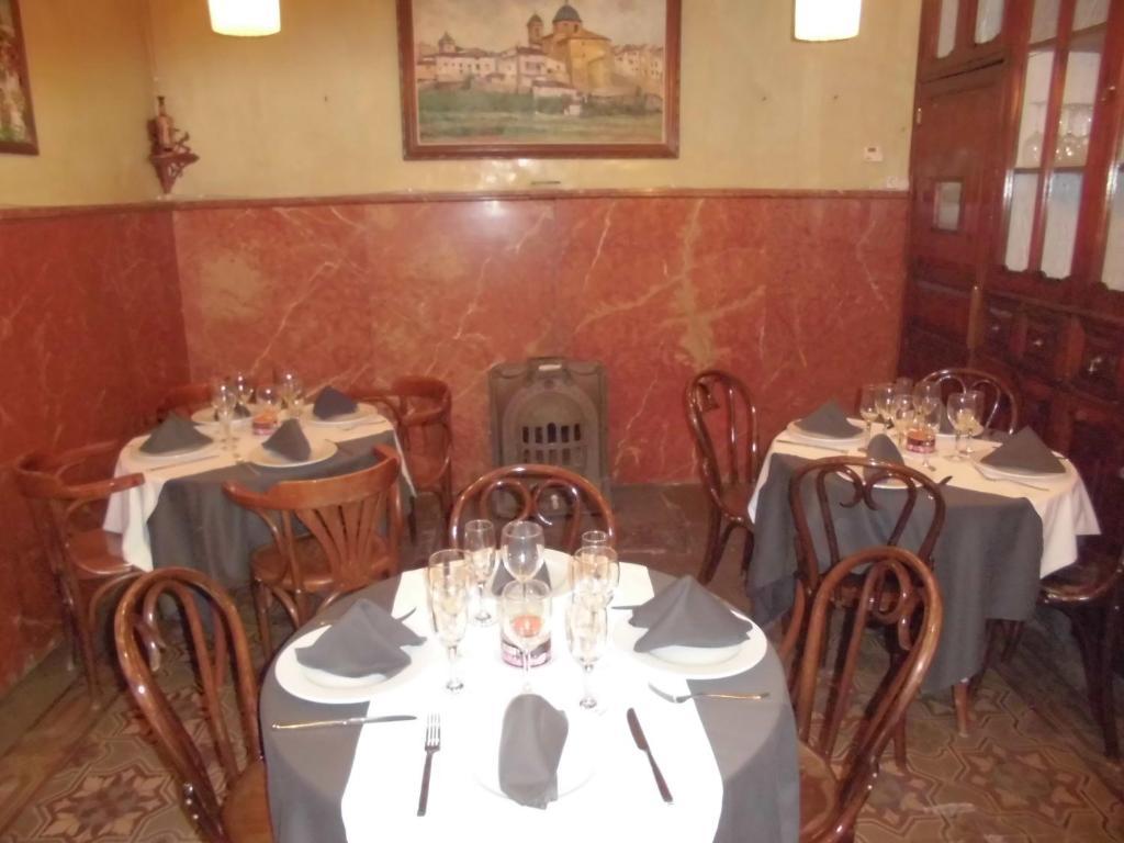 Hotel 1900 Casa Anita Requena Bagian luar foto