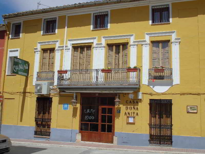 Hotel 1900 Casa Anita Requena Bagian luar foto